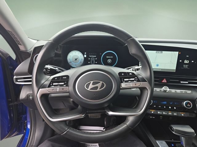 Used 2024 Hyundai Elantra Limited image 16