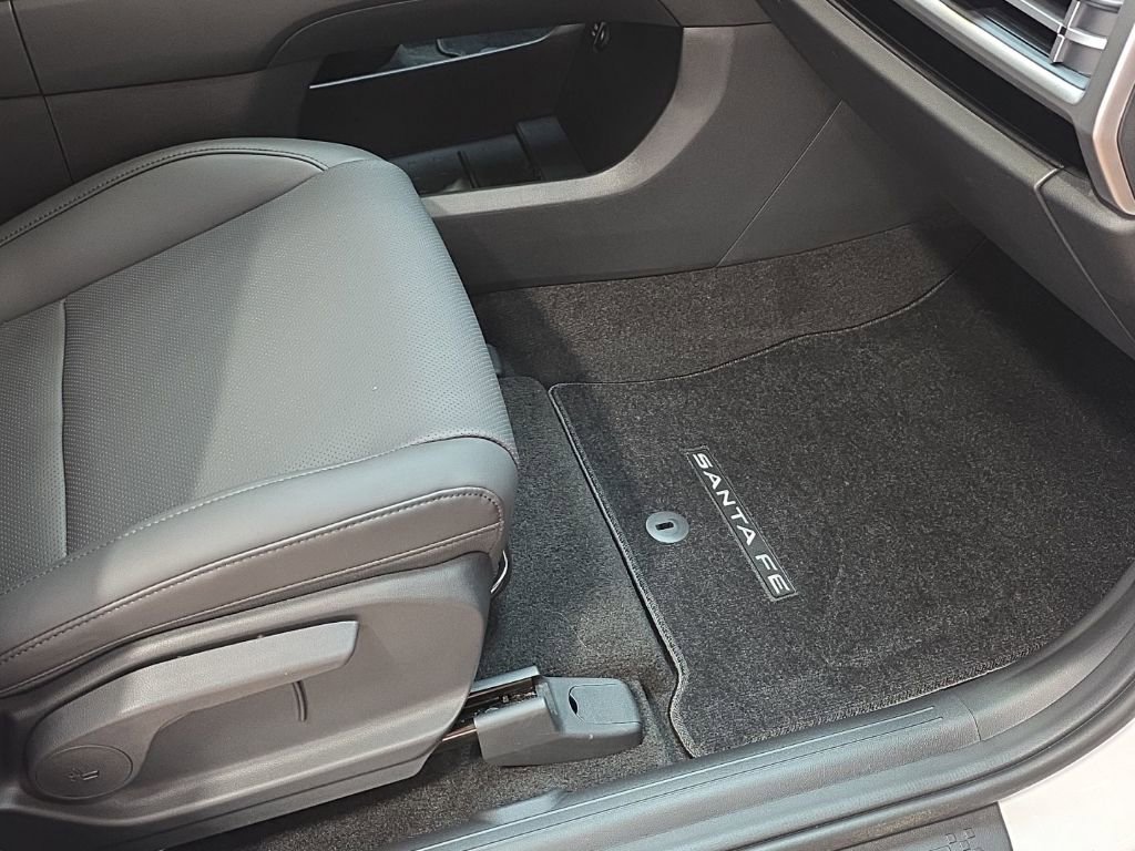 New 2026 Hyundai Santa Fe SEL image 10