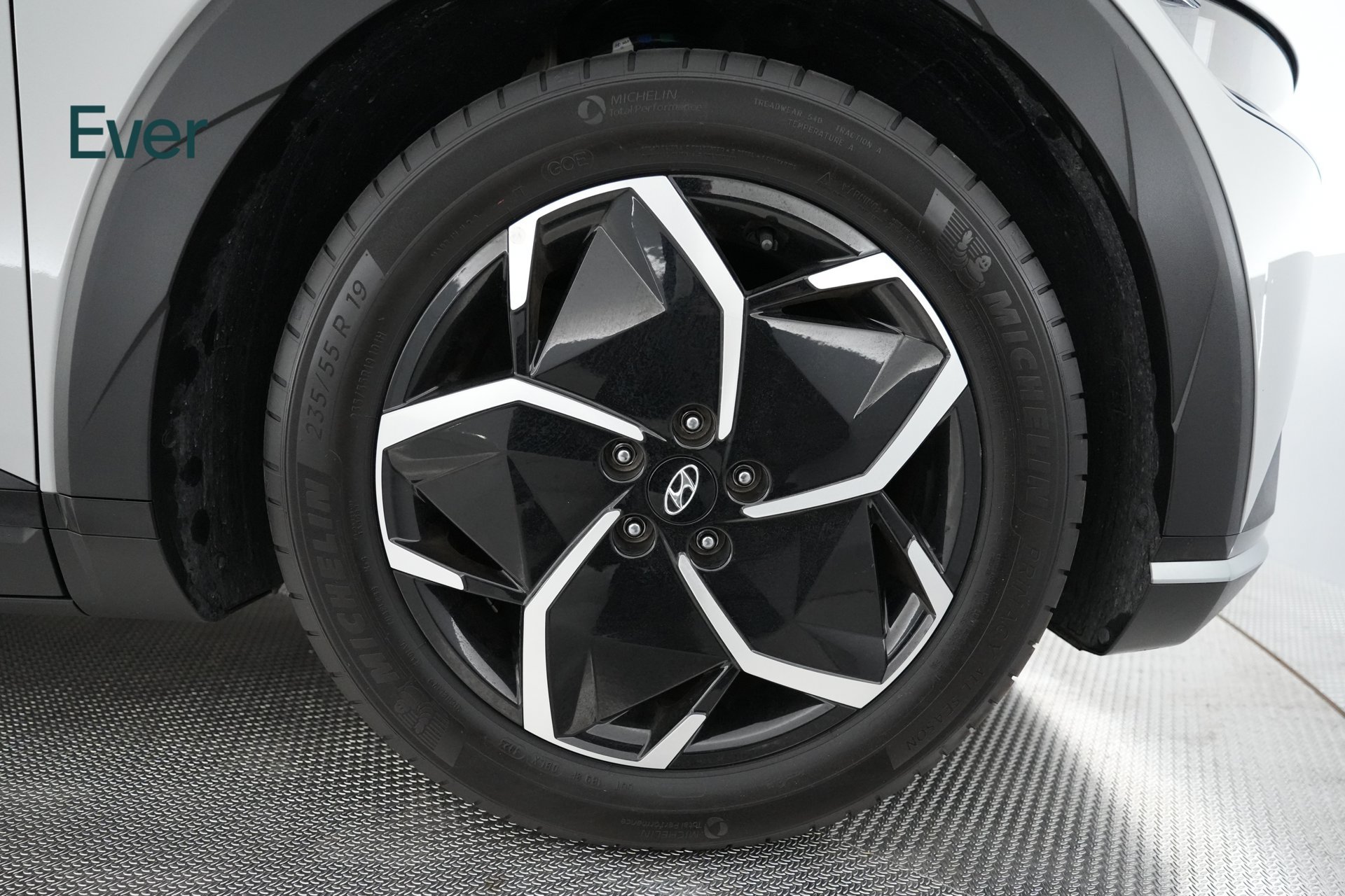 Used 2024 Hyundai Ioniq 5 SEL RWD image 18