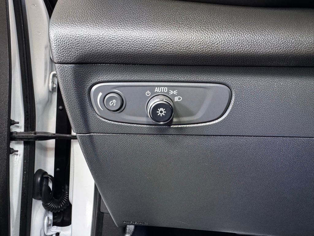 Used 2023 Buick Envision Preferred w/ Sport Touring Package image 22