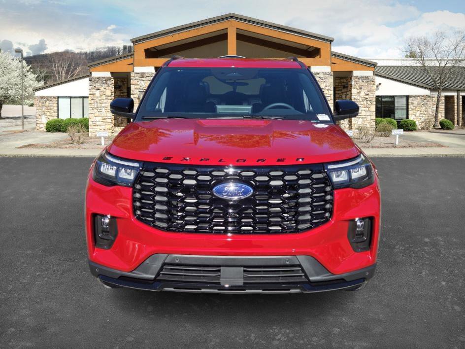 New 2026 Ford Explorer ST-Line AWD/4WD image 2