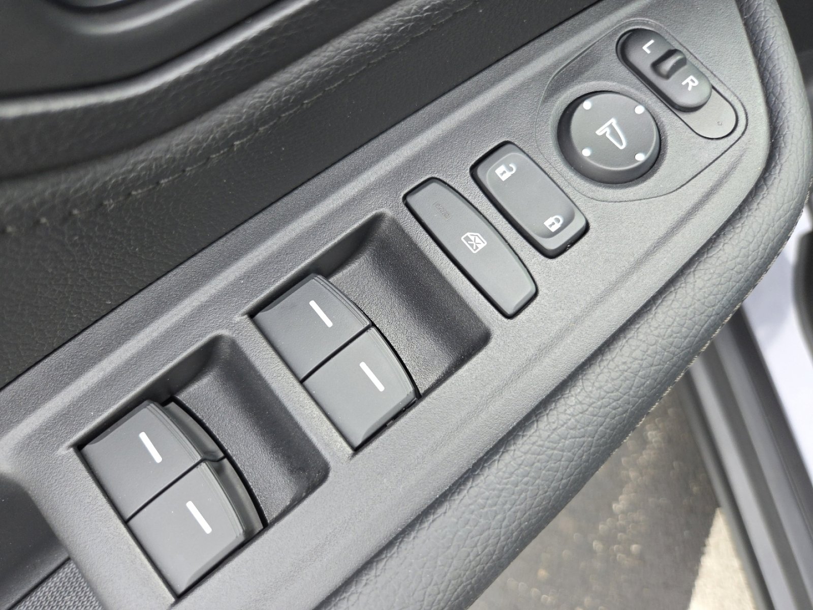 Certified 2024 Honda Odyssey EX-L image 30