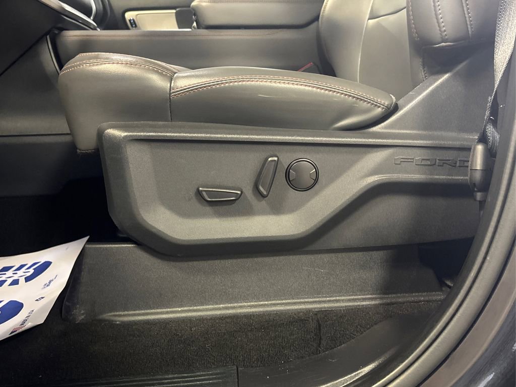 Certified 2025 Ford Expedition Max Active image 30