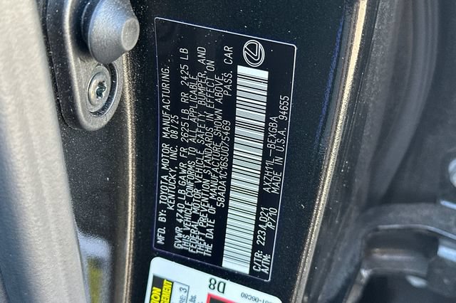 Used 2025 Lexus ES 300h w/ Premium Package FWD image 34