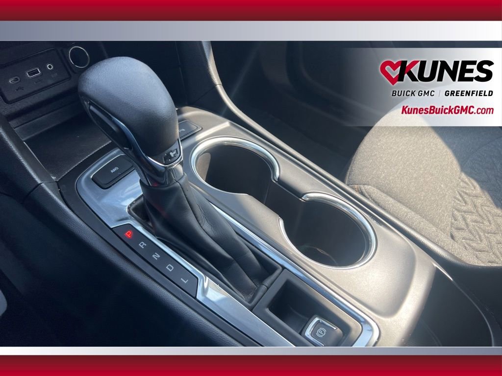 Used 2022 Chevrolet Equinox LT image 32