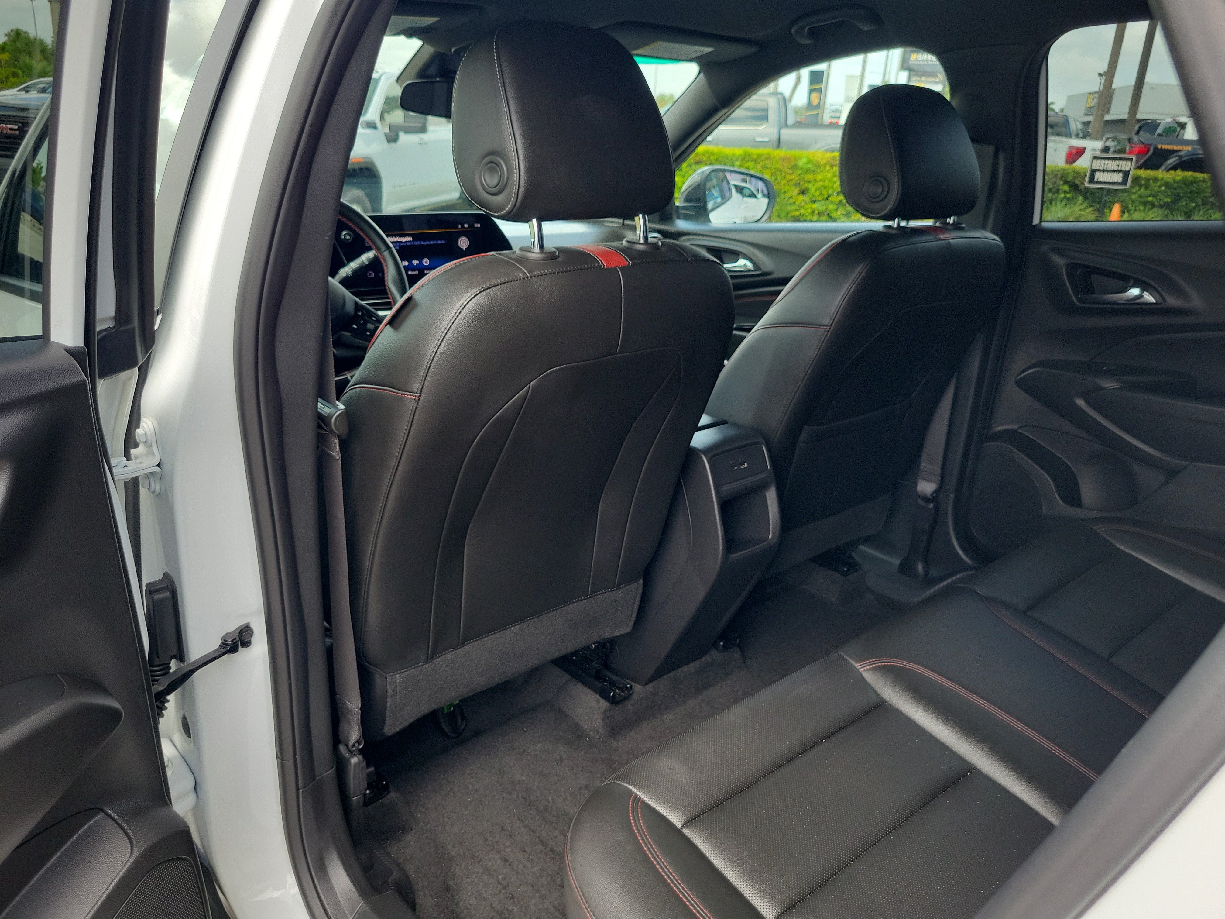 Used 2026 Chevrolet Trax RS w/ Driver Confidence Package FWD image 14