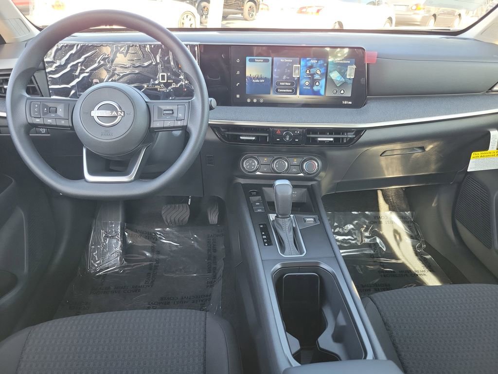 New 2026 Nissan Kicks S image 4