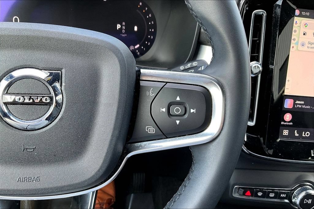 Used 2024 Volvo XC40 B5 Core AWD/4WD image 12