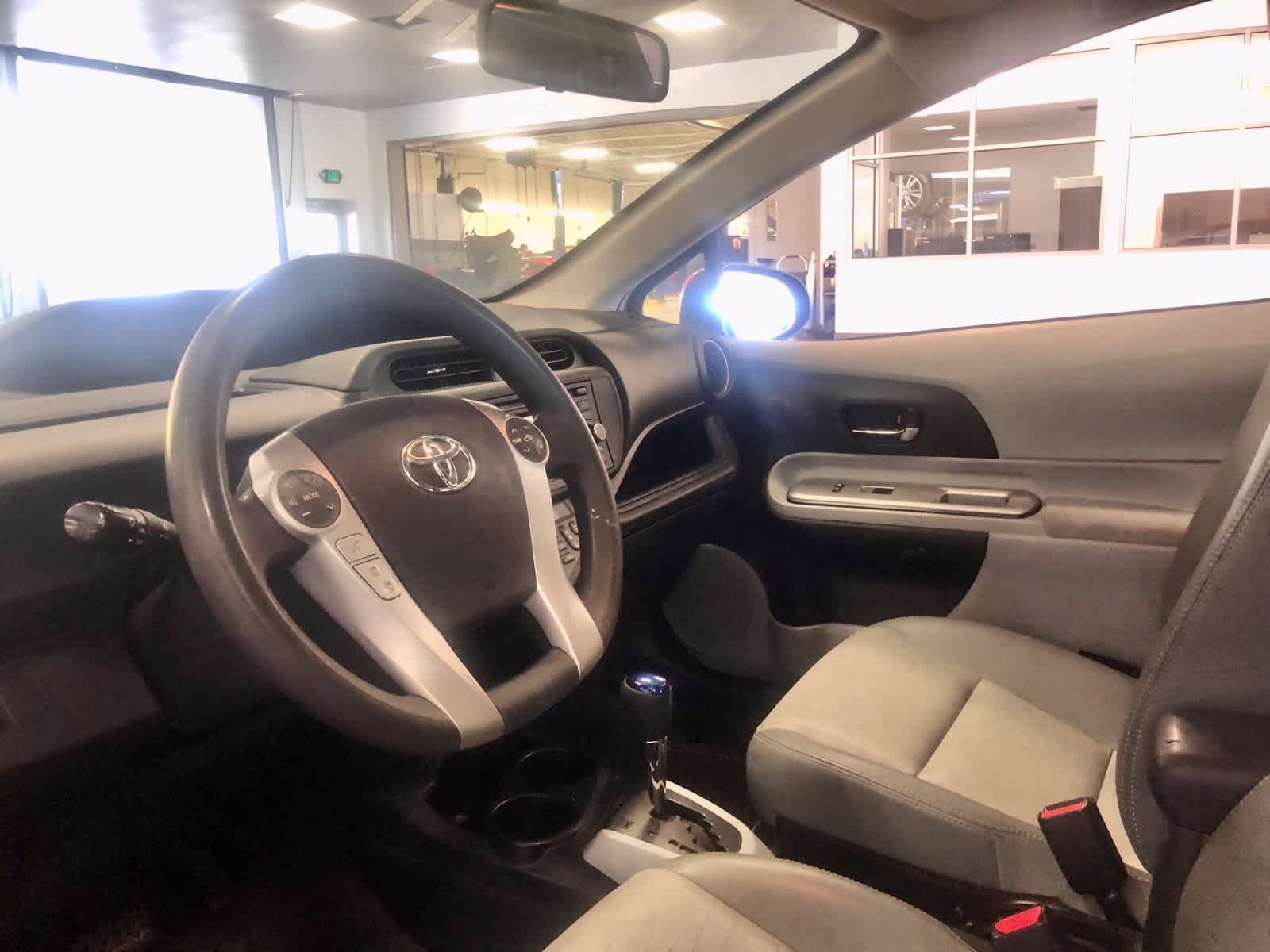 Used 2012 Toyota Prius C Four FWD image 7