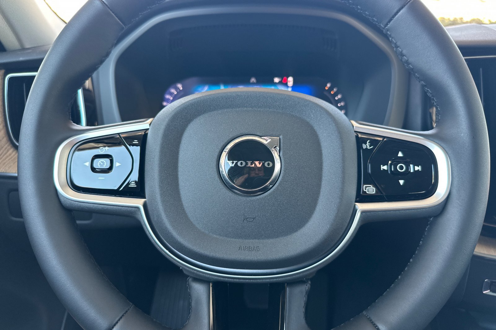 New 2026 Volvo XC60 B5 Plus w/ Climate Package AWD/4WD image 20