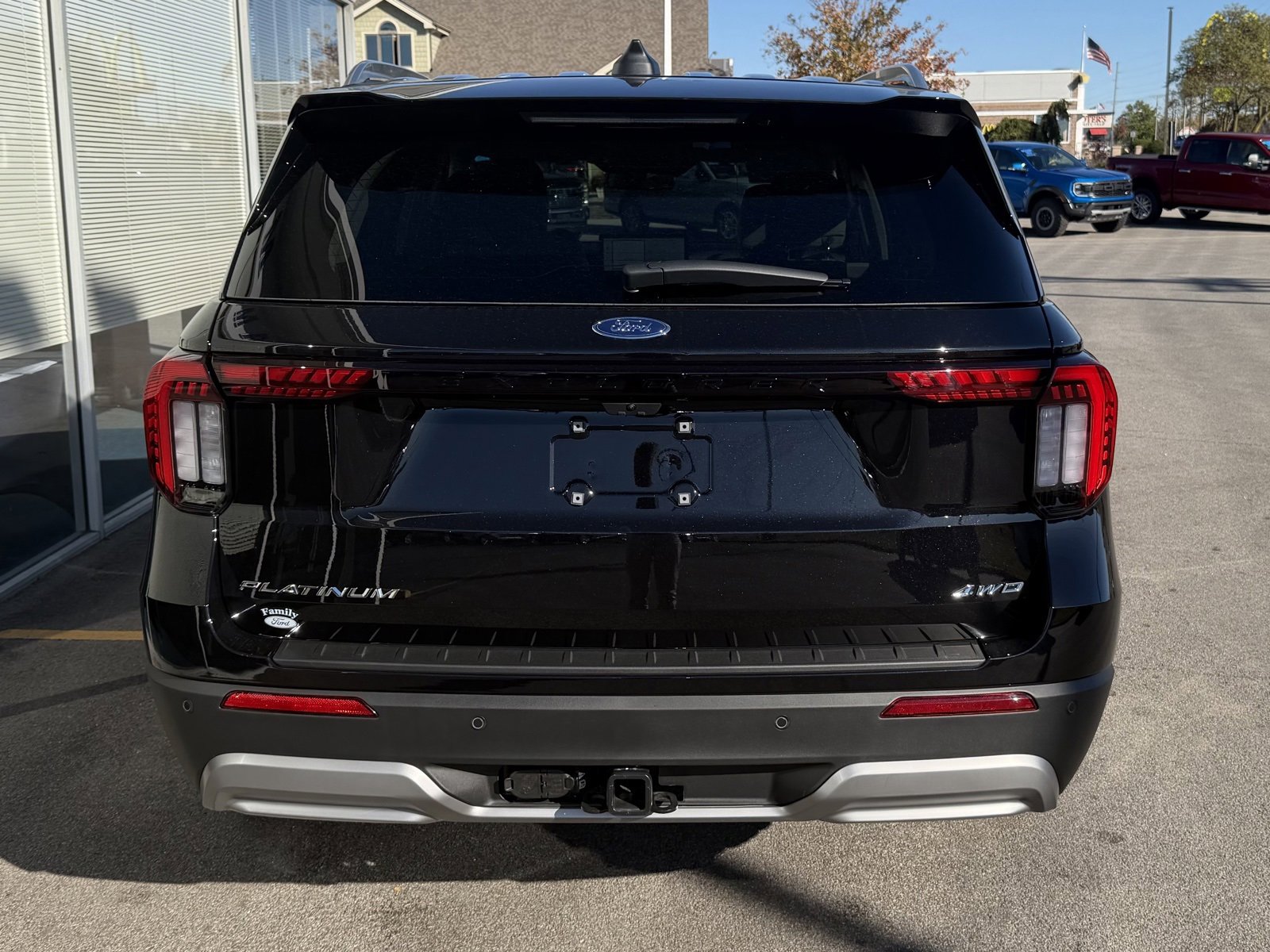 New 2026 Ford Explorer Platinum image 6