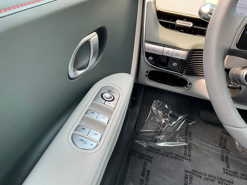 Used 2024 Hyundai Ioniq 5 Limited image 27