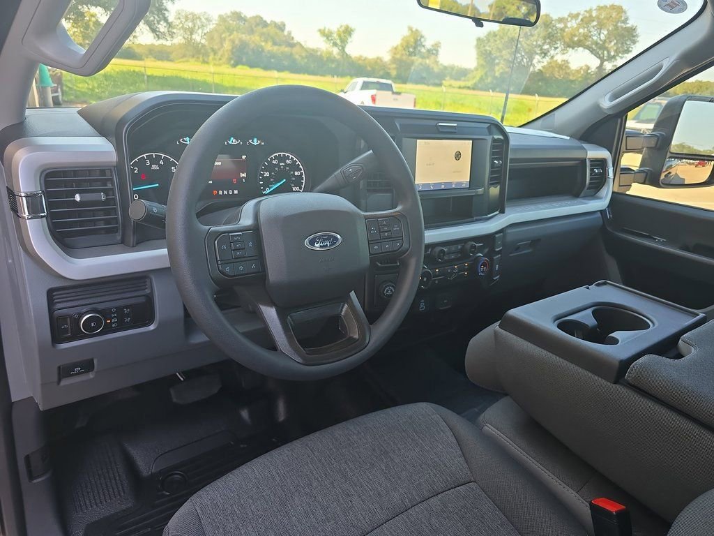 New 2026 Ford F350 XL w/ 360-Degree Camera Package image 15