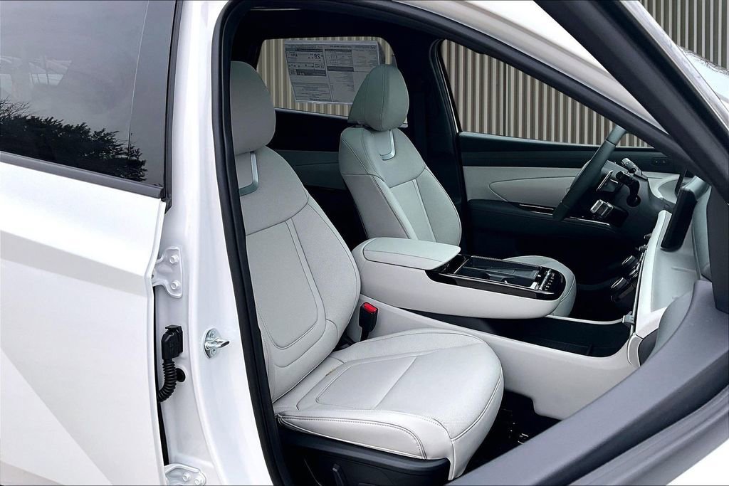 New 2026 Hyundai Tucson Limited w/ Tow & Go Package image 9