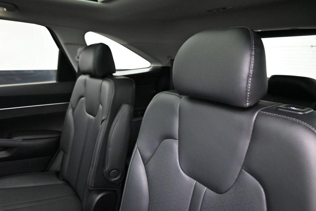 Certified 2022 Kia Sorento X-Line EX AWD/4WD image 12