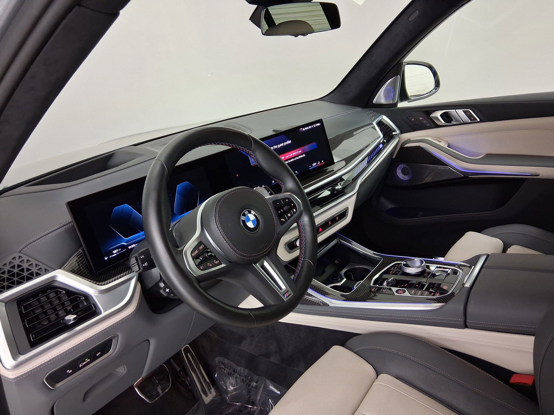Certified 2024 BMW X7 M60i w/ Executive Package AWD/4WD image 2