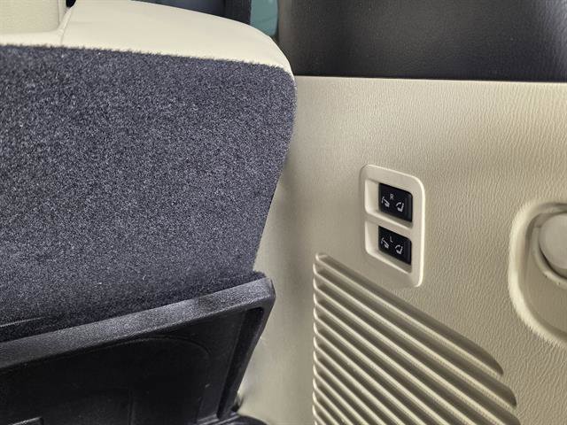 Used 2023 INFINITI QX80 Sensory w/ All-Season Package image 18