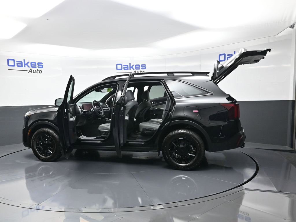 Certified 2025 Kia Sorento SX Prestige w/ Sage Leather Package image 62