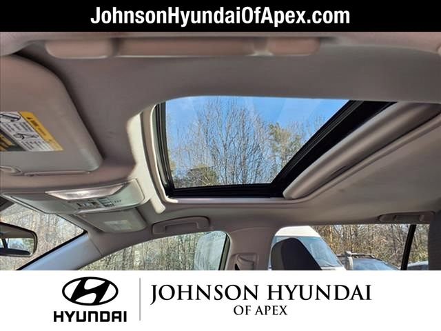 Used 2022 Toyota RAV4 XLE w/ Convenience Package AWD/4WD image 27