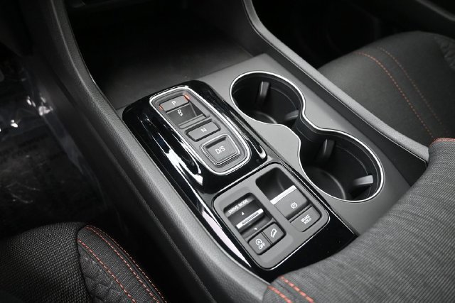 New 2026 Honda Pilot Sport image 3