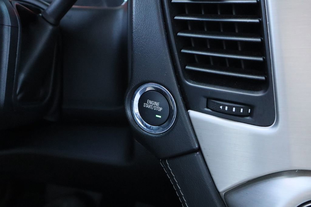 Used 2018 GMC Yukon XL Denali w/ Open Road Package image 18