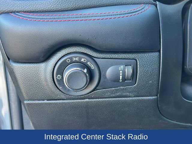 Used 2024 Dodge Durango GT RWD image 13