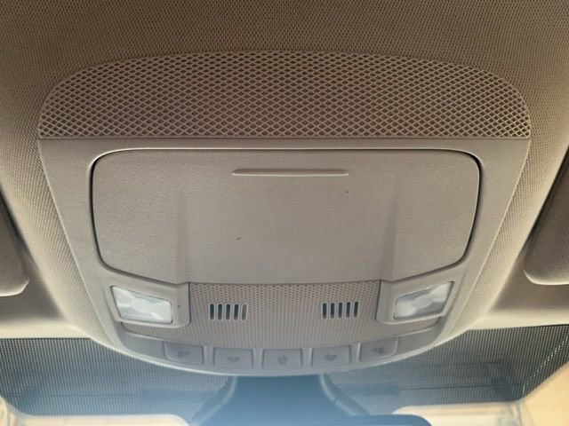 Used 2022 Ford Edge Titanium image 26