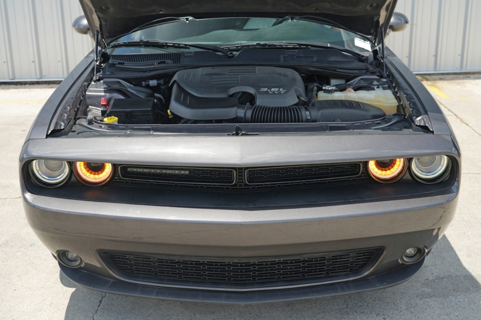 Used 2018 Dodge Challenger SXT w/ Blacktop Package image 7