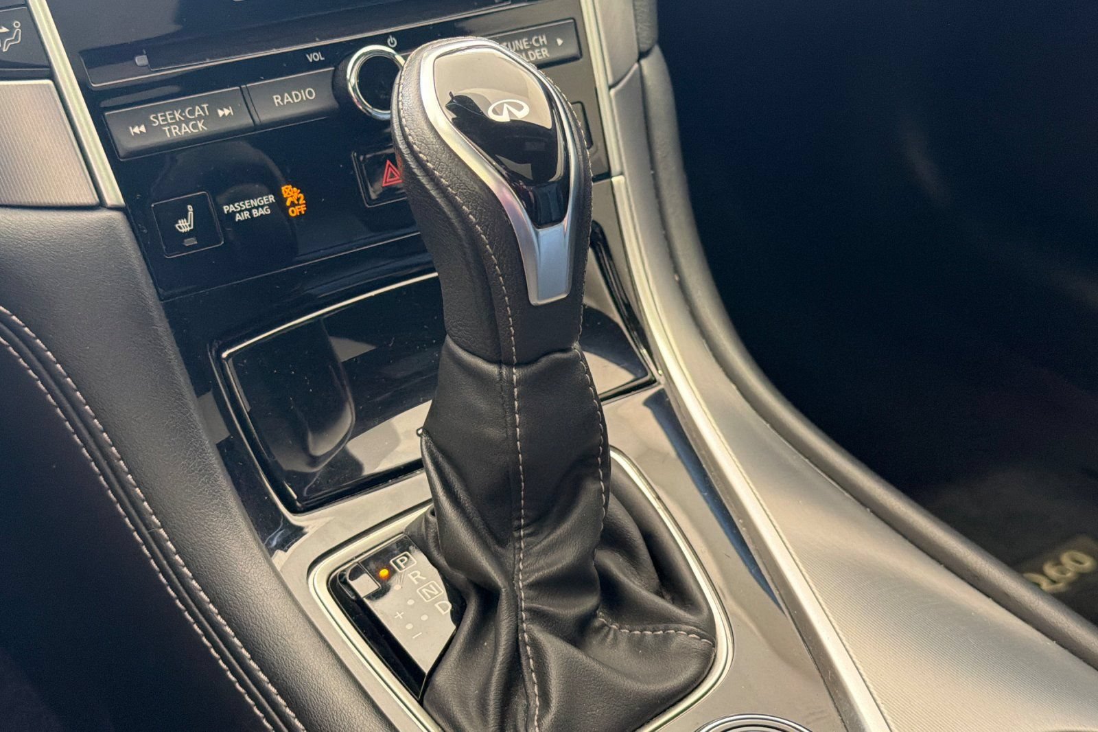 Used 2019 INFINITI Q60 3.0t Luxe w/ Essential Package RWD image 20