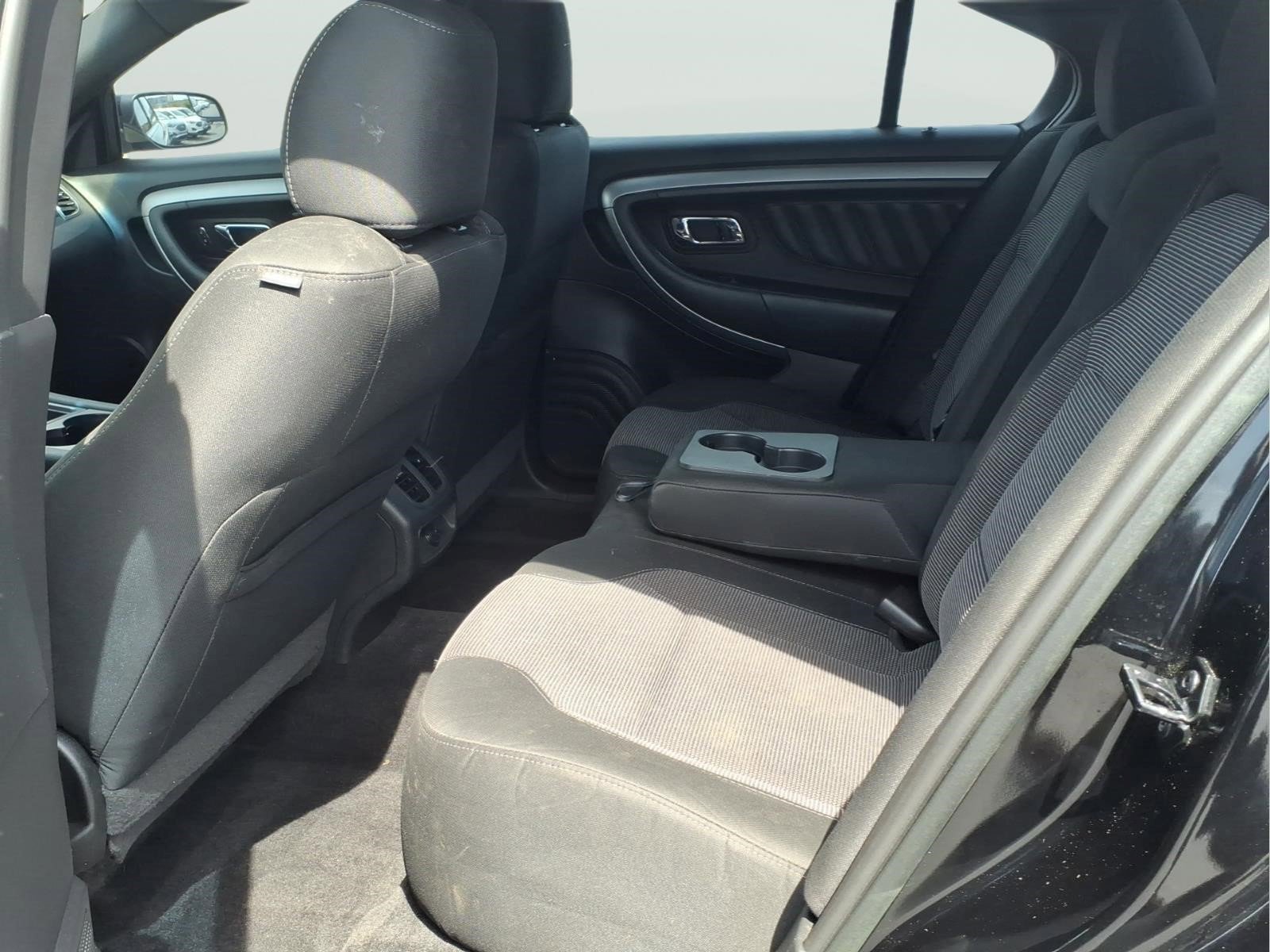 Used 2018 Ford Taurus SEL FWD image 13