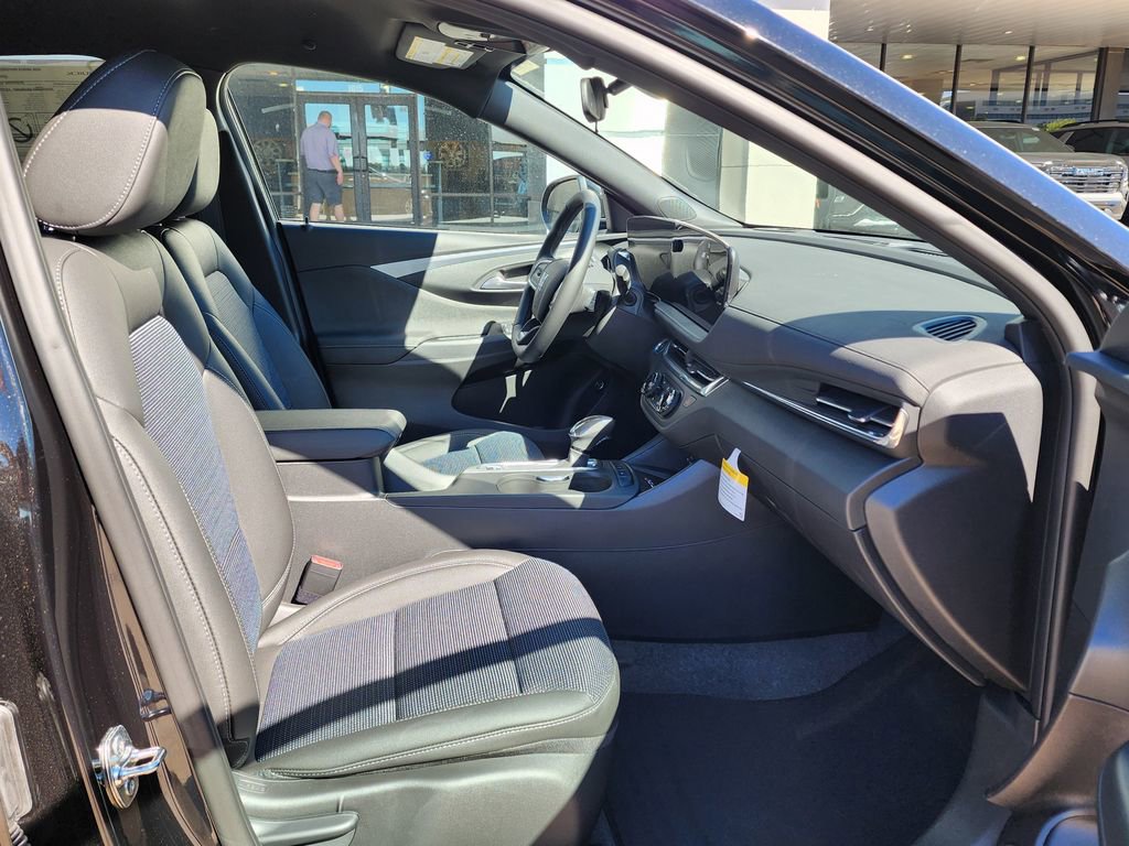 New 2026 Buick Envista Preferred image 36