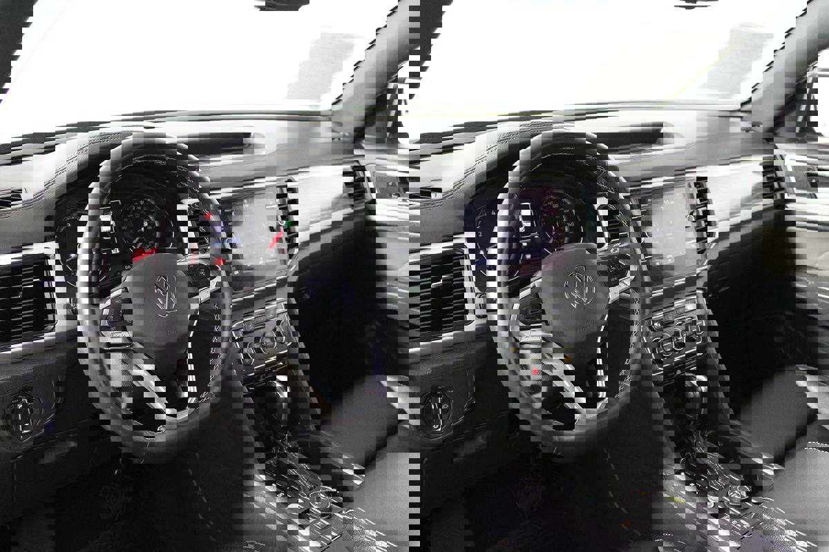 Used 2021 Volkswagen Atlas Cross Sport SE w/ Panoramic Sunroof Package image 8