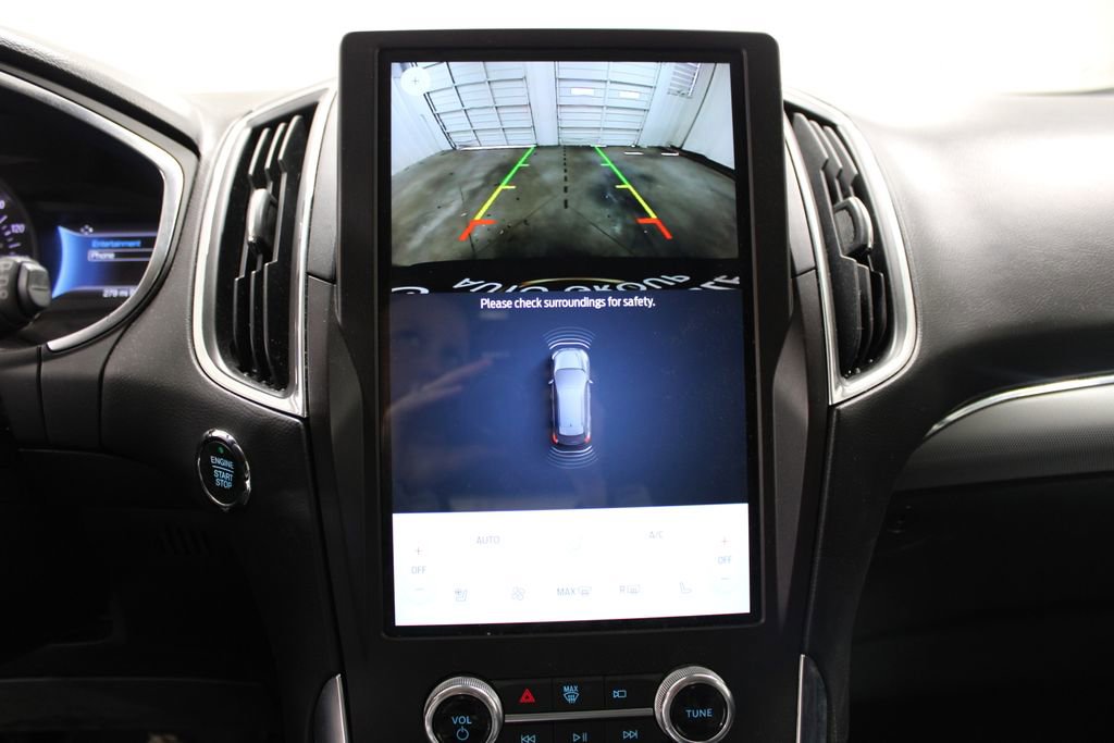 Used 2021 Ford Edge Titanium image 33