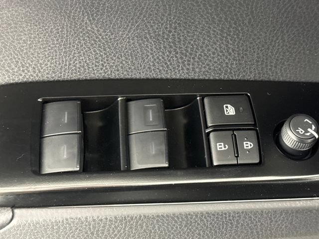 New 2026 Toyota Camry SE FWD image 20