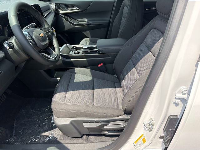 New 2026 Chevrolet Equinox LT w/ Safety and Technology Package FWD image 18