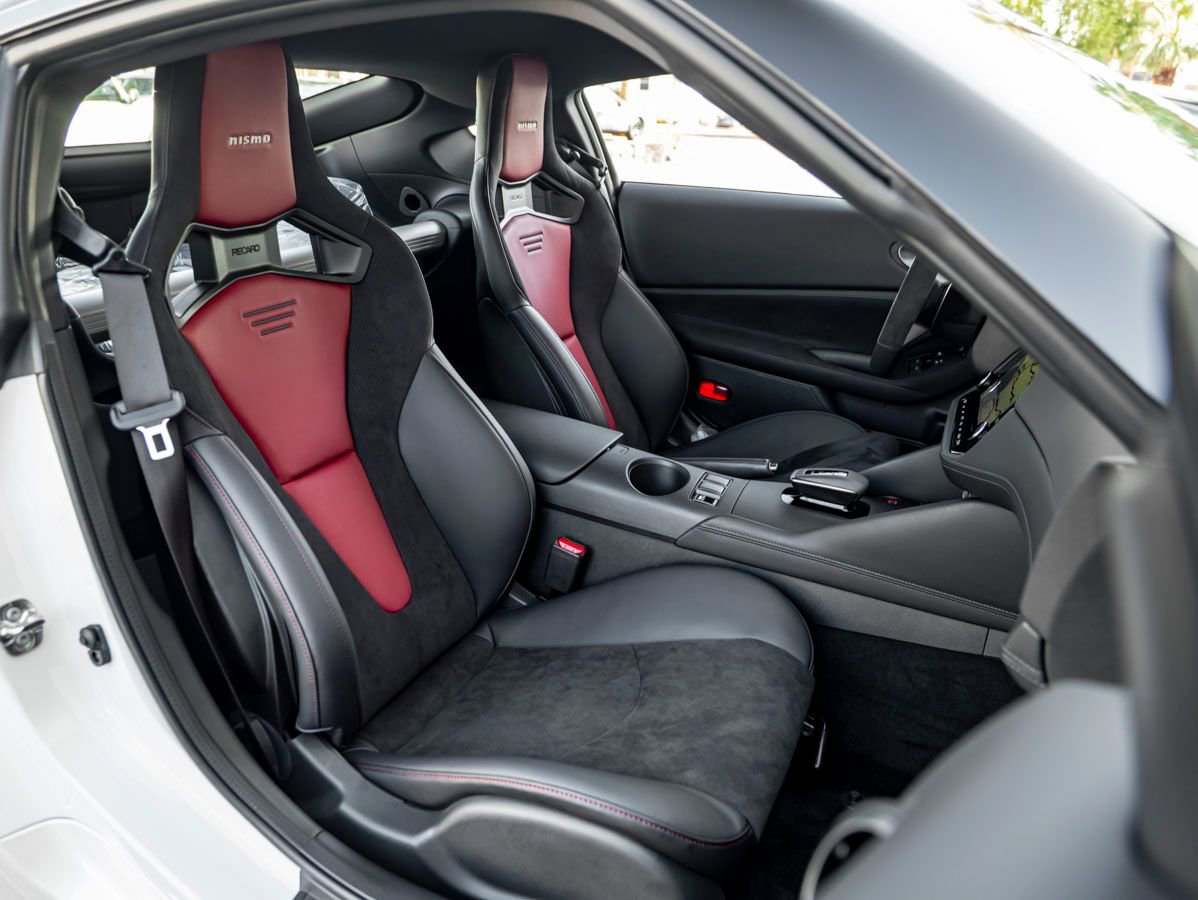 Used 2026 Nissan Z NISMO w/ Floor Mat Package RWD image 32