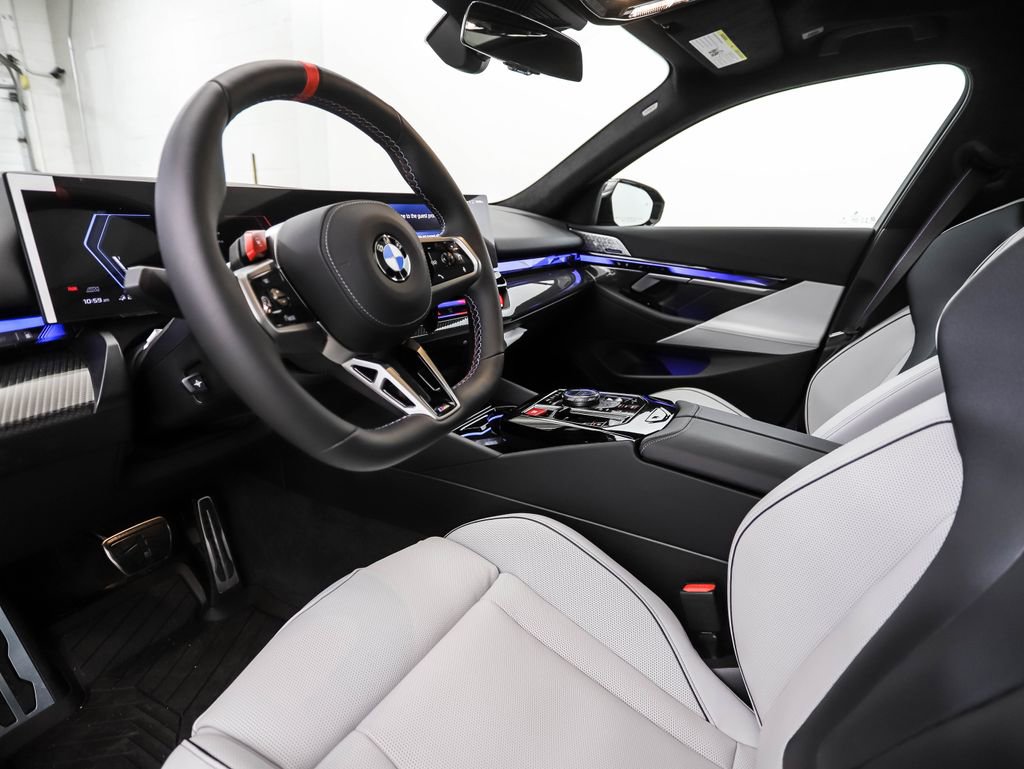 New 2026 BMW M5 Touring w/ Executive Package image 11
