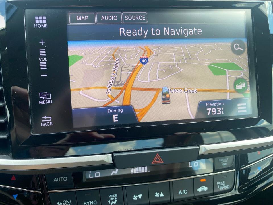 Used 2017 Honda Accord Touring image 21