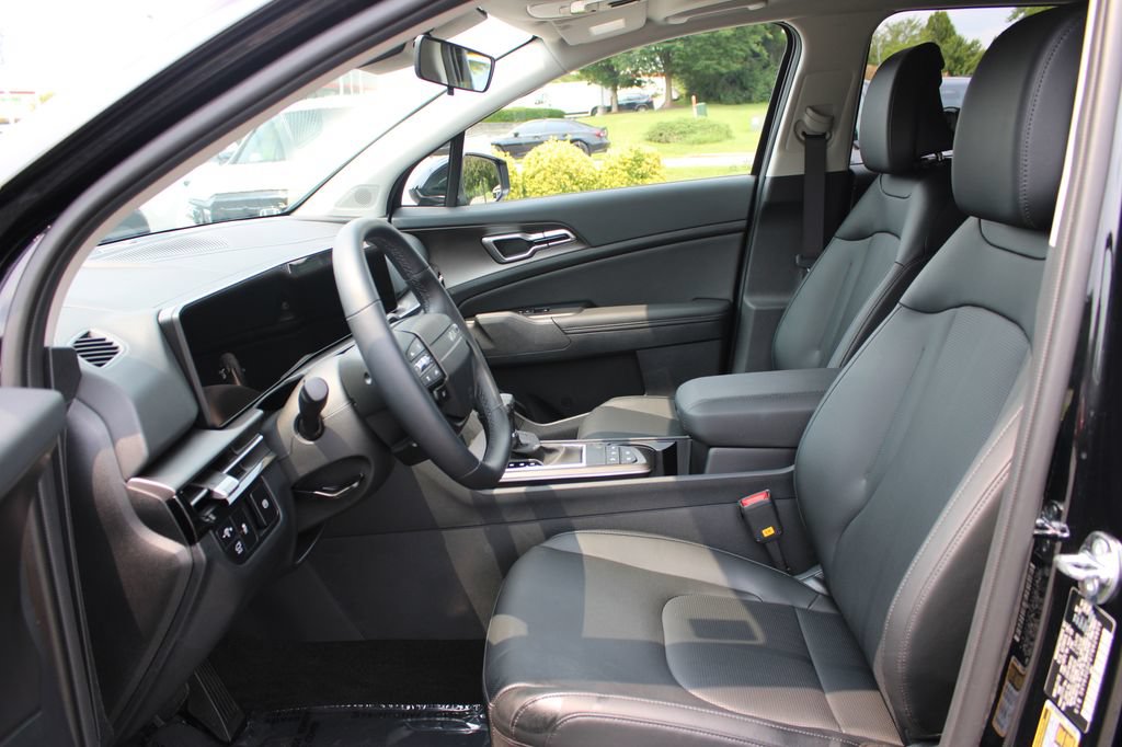 Used 2026 Kia Sportage EX w/ EX Panorama Roof Package AWD/4WD image 11