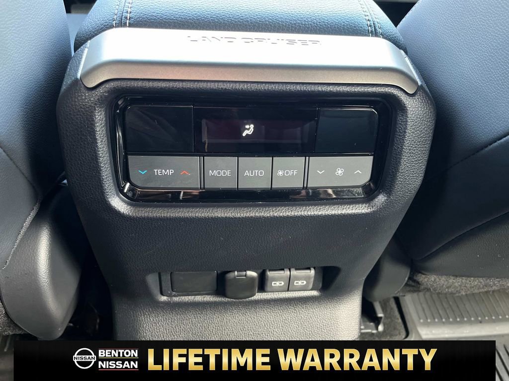 Used 2024 Toyota Land Cruiser image 54