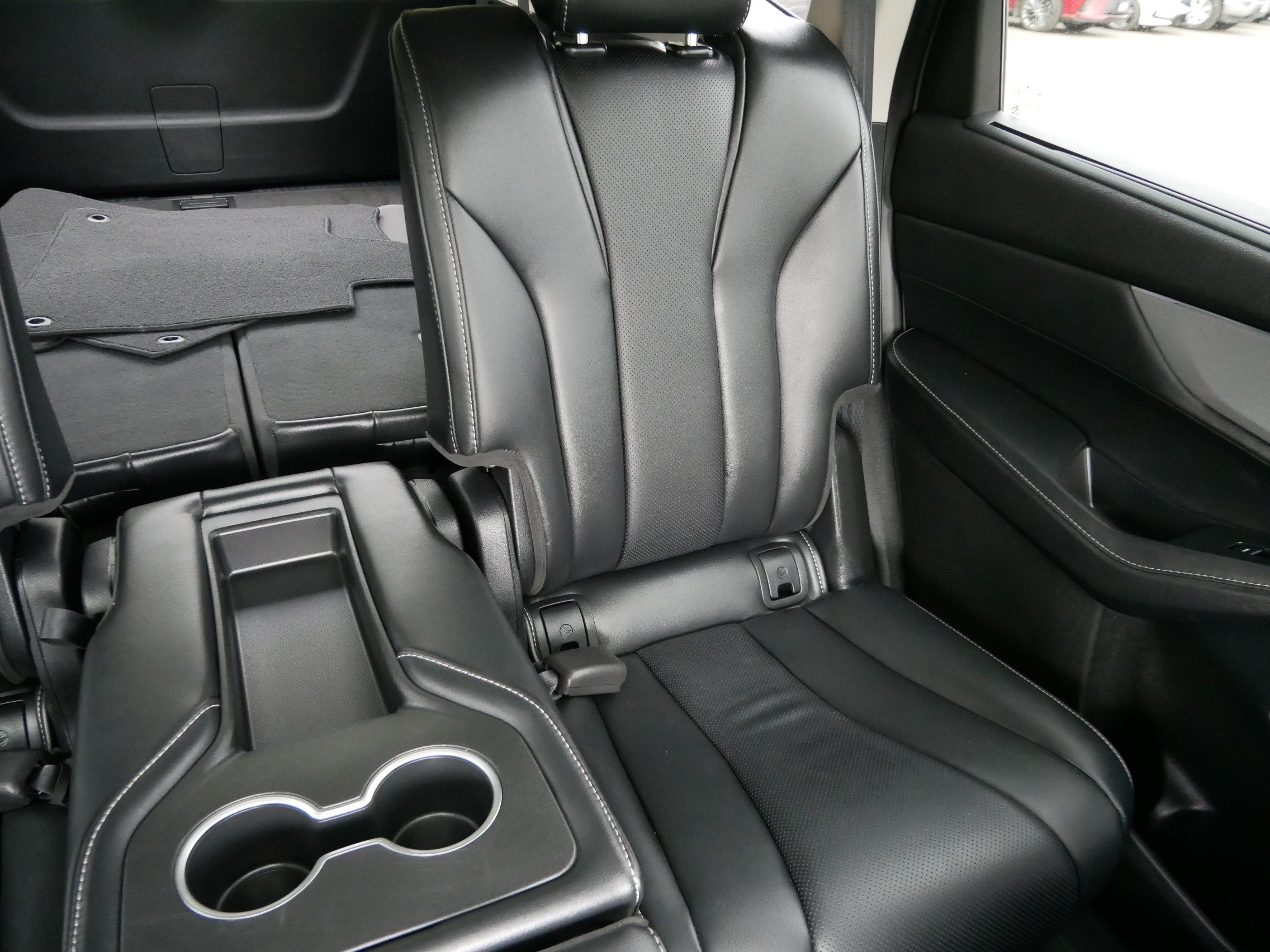 Certified 2024 Acura MDX SH-AWD w/ Technology Package image 14