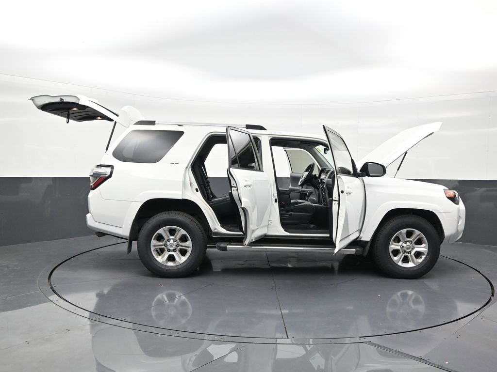 Used 2022 Toyota 4Runner SR5 RWD image 29