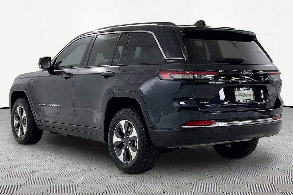 Used 2022 Jeep Grand Cherokee Limited 4xe AWD/4WD image 4