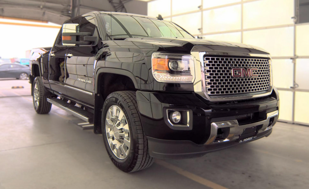 Used 2016 GMC Sierra 2500 Denali w/ Duramax Plus Package