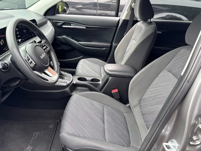 Used 2024 Kia Seltos LX AWD/4WD image 9
