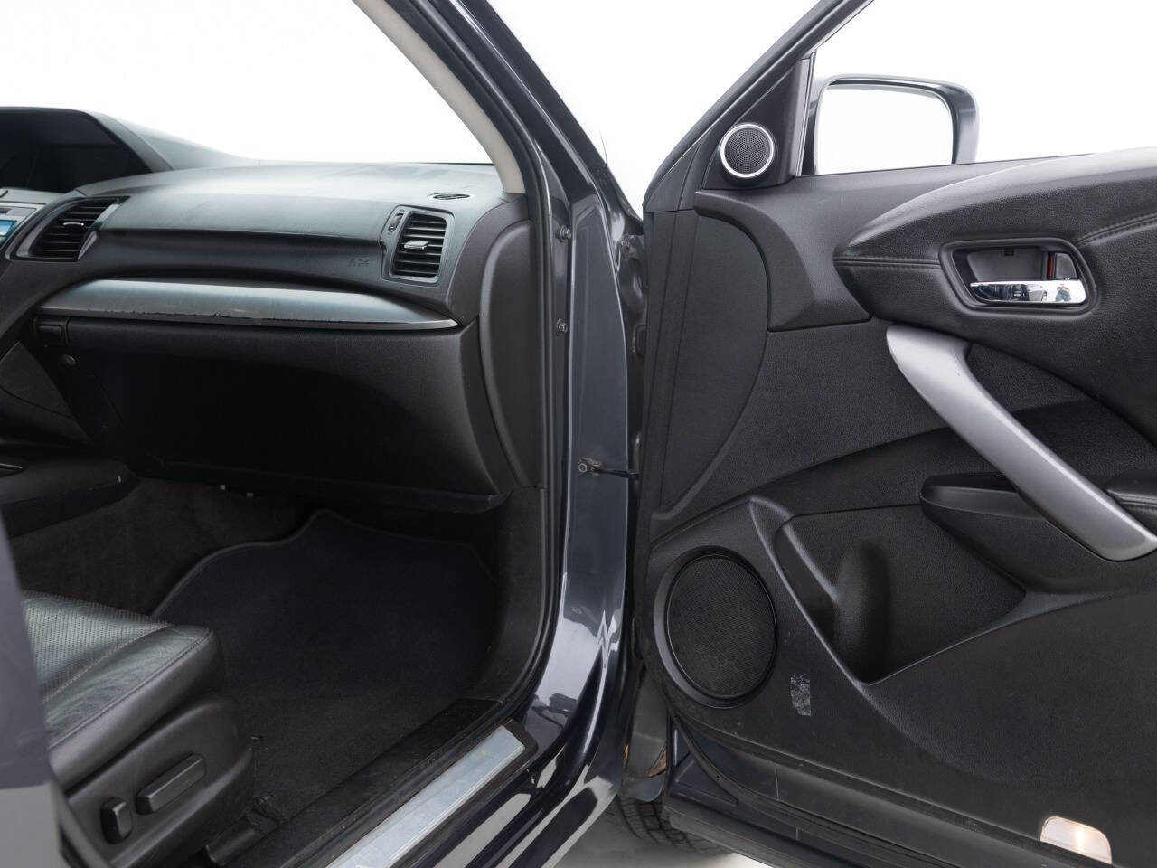 Used 2013 Acura RDX w/Tech AWD 4dr SUV w/Technolog image 28