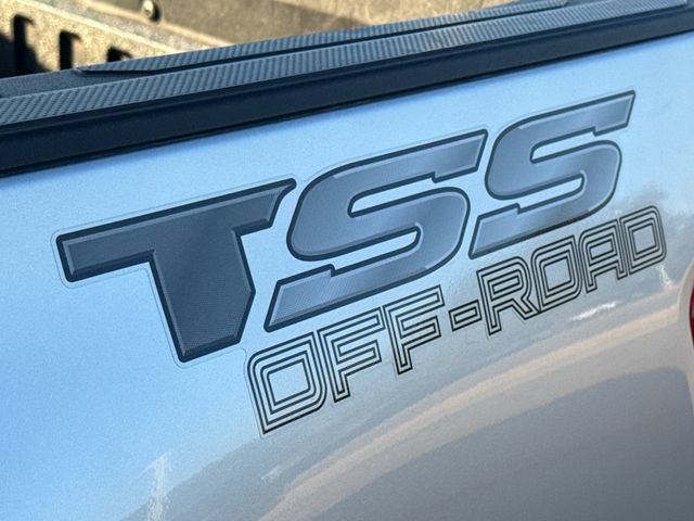 Used 2022 Toyota Tacoma SR w/ SR Convenience Package RWD image 6