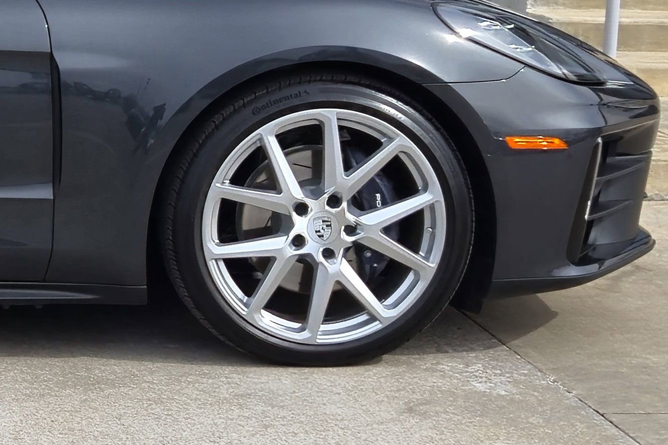 Certified 2024 Porsche Panamera 4 AWD/4WD image 11