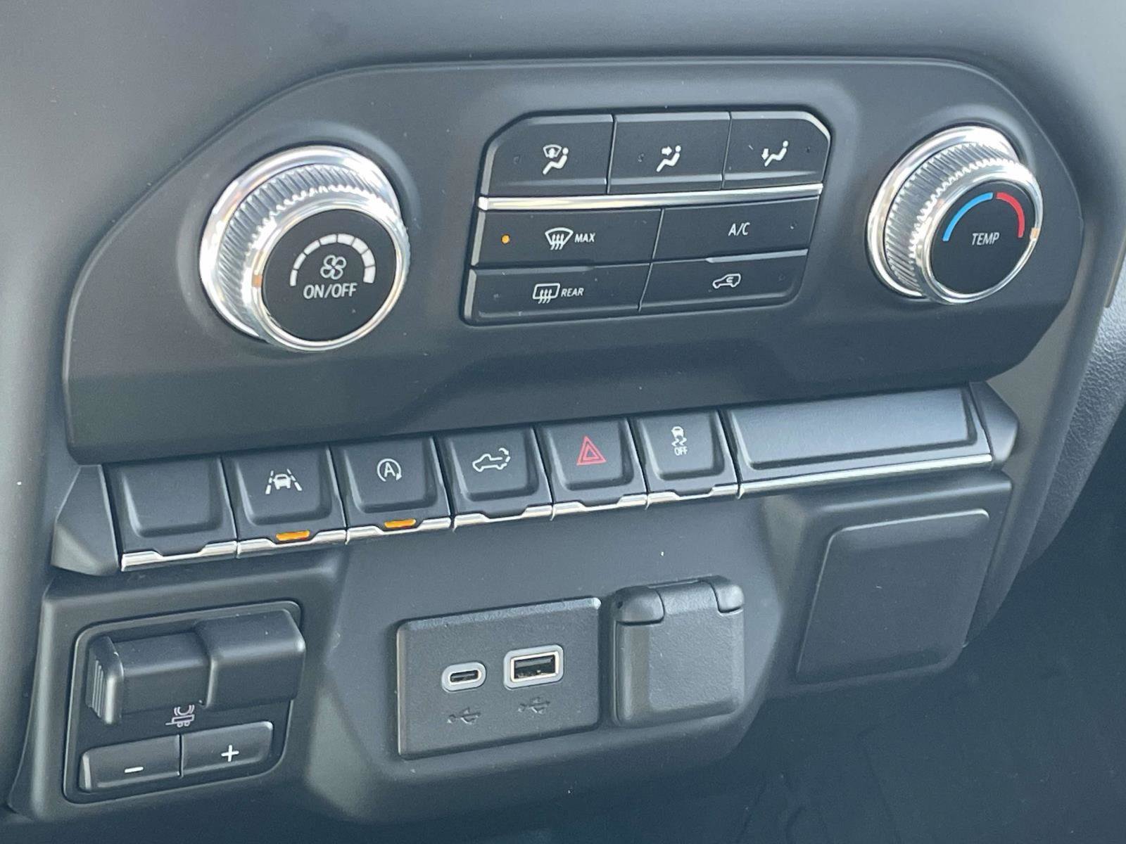 Certified 2023 GMC Sierra 1500 Pro w/ Pro Value Package image 10