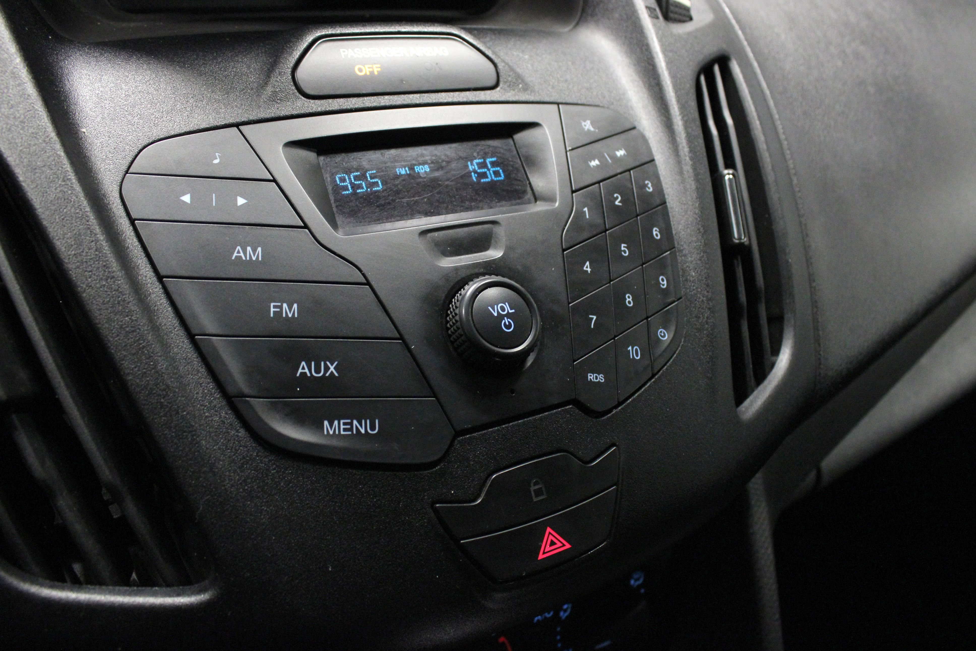 Used 2015 Ford Transit Connect XL FWD image 24